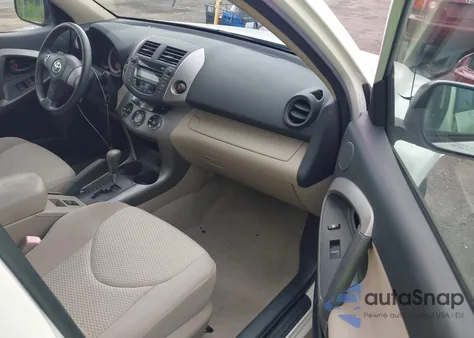 2006 Toyota Rav4 Limited from USA, damaged, VIN JTMBD31VX65024228